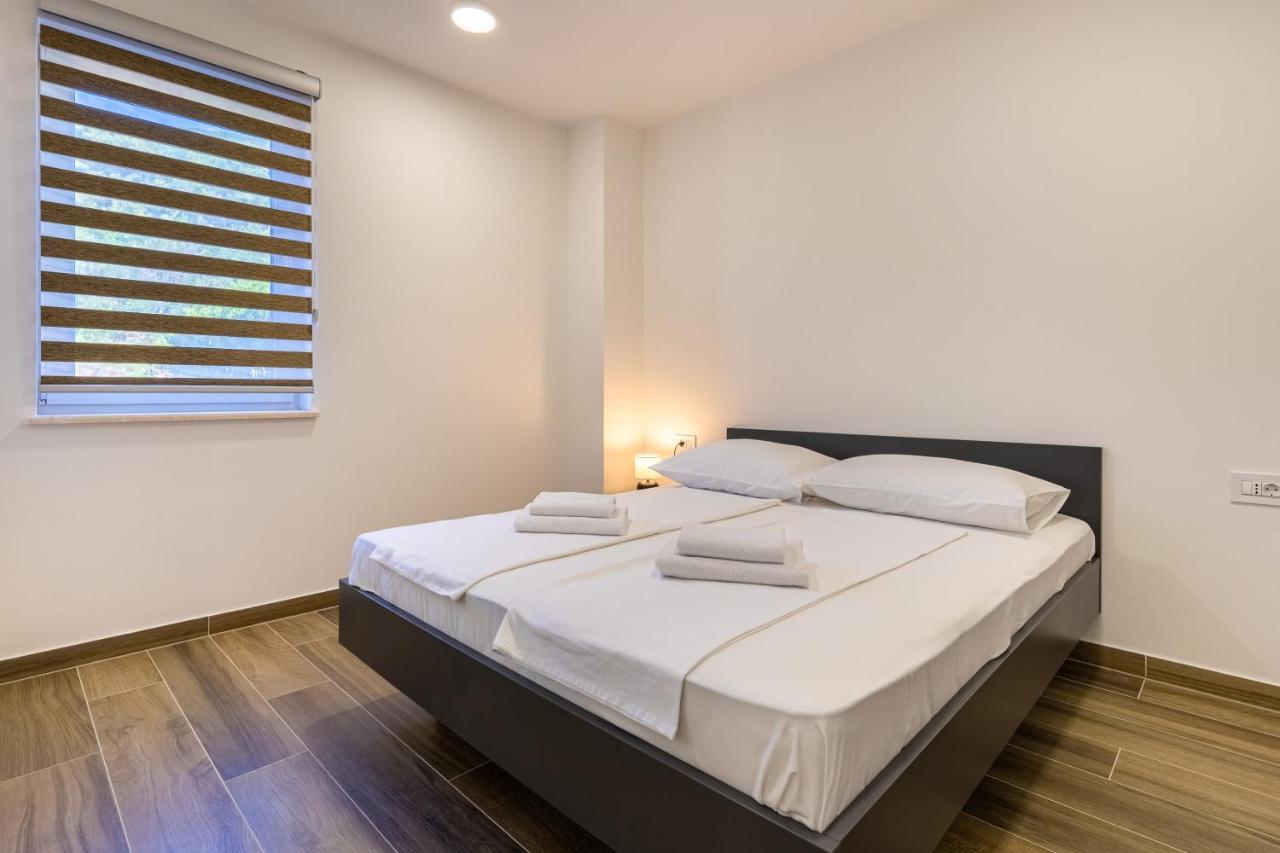 Apartman Vischetti 茨雷斯 外观 照片