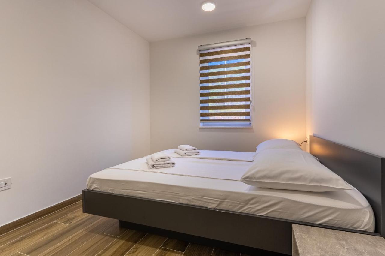Apartman Vischetti 茨雷斯 外观 照片